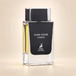 نمای تکمیلی عطر الحمبرا دارک دور اینتنس با زمینه کرم