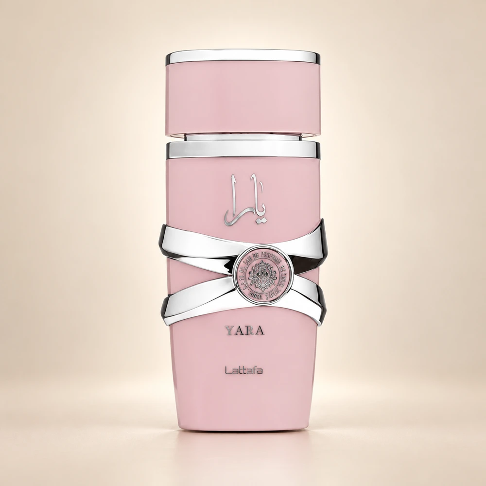 نمای بطری عطر لطافه یارا صورتی با زمینه کرم